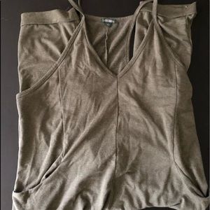 Green Jumper with pockets!